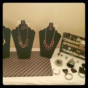 Paparazzi Jewelery follow me ScorpionsJewels